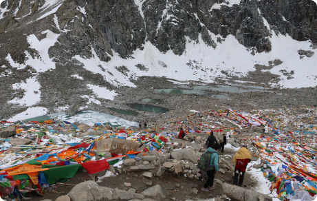 August 15 | Trek to Zuthulphuk via Dolma La Pass